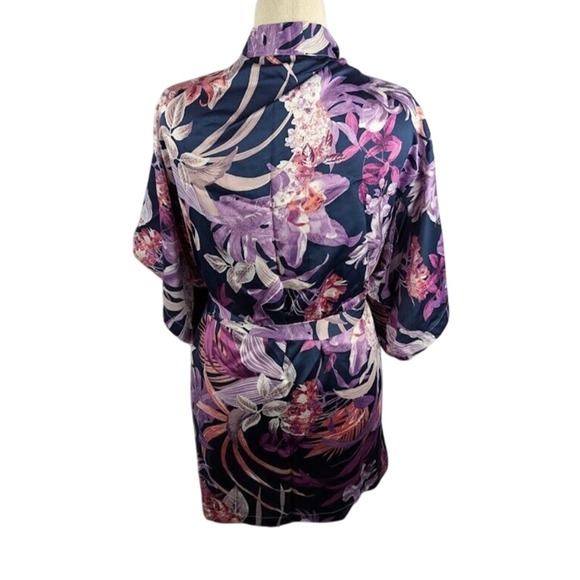 Linea Donatella Women's Mina Tropical Printed Satin Wrap Robe Size L/XL - Picture 2 of 3